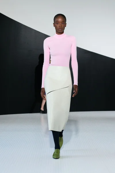 Look 8